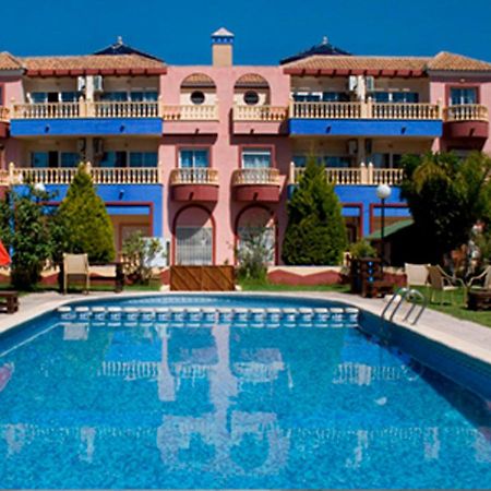 Apartamentos Marina Internacional Torrevieja Buitenkant foto