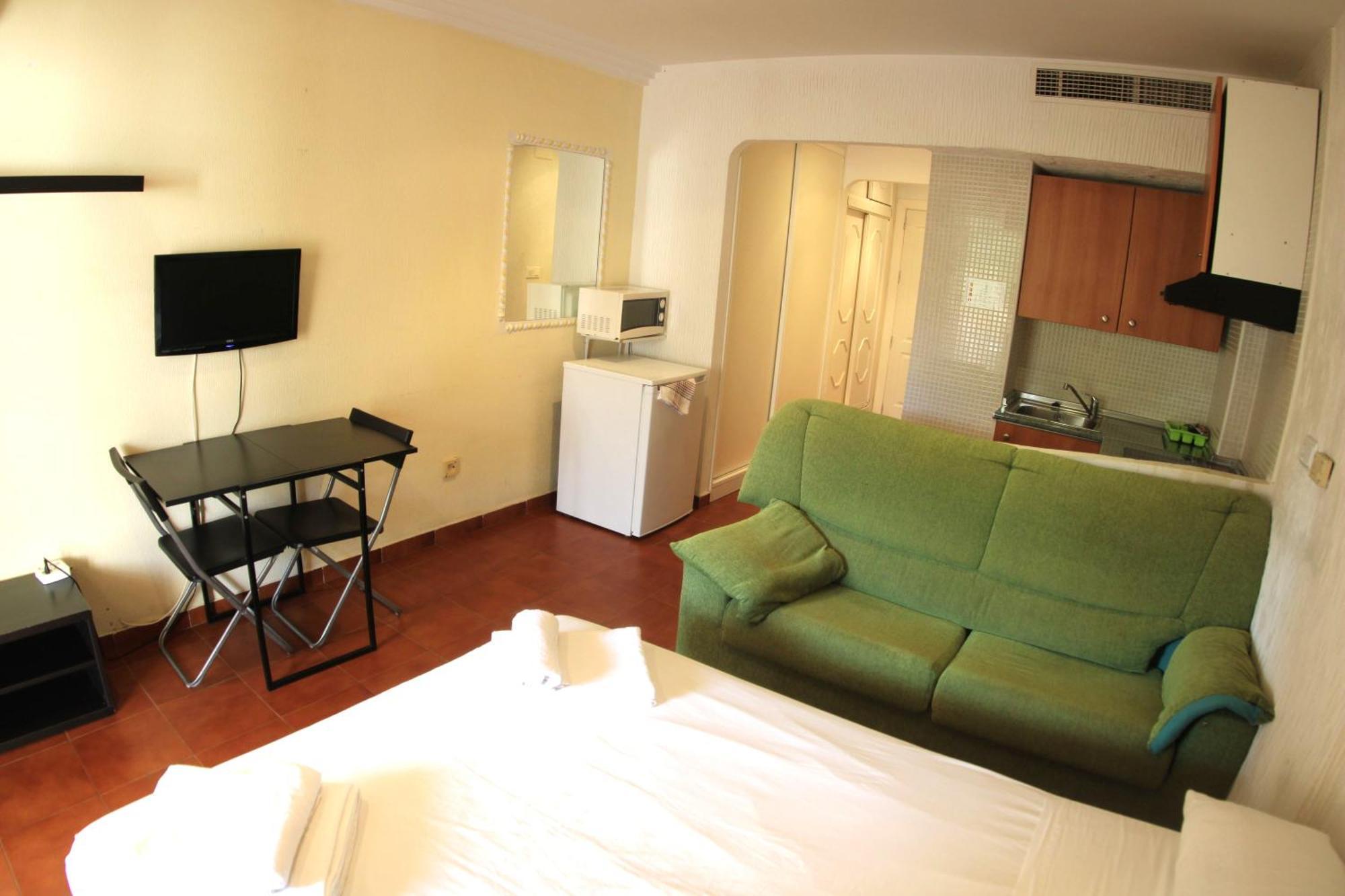 Apartamentos Marina Internacional Torrevieja Buitenkant foto