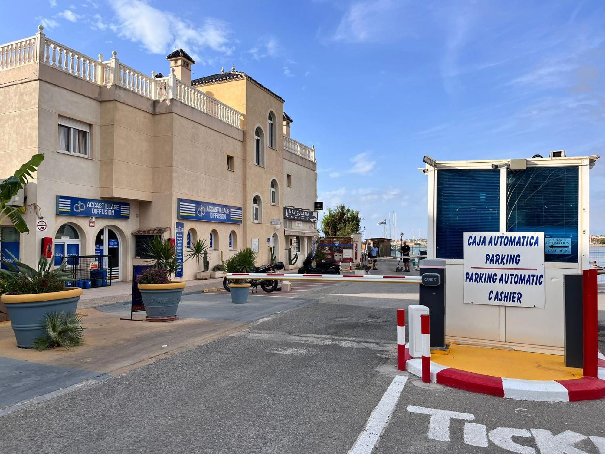 Apartamentos Marina Internacional Torrevieja Buitenkant foto